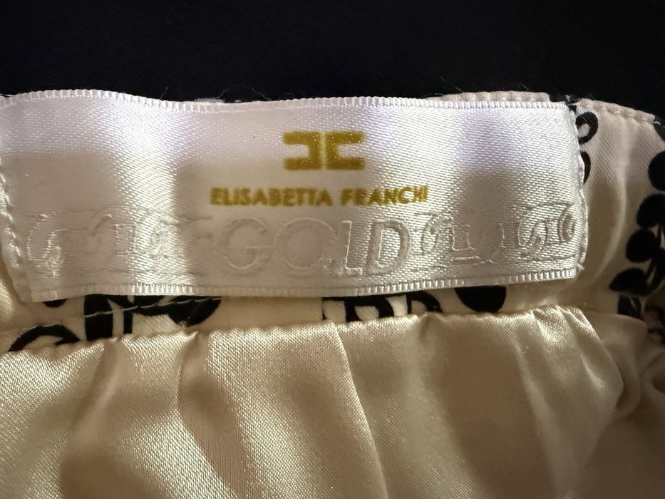 Продается юбка- карандаш Elisabetta Franchi.