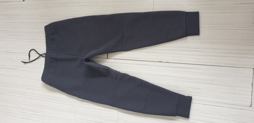 Nike Tech Pant Mens Size L НОВО! ОРИГИНАЛ! Мъжко Долнище!
