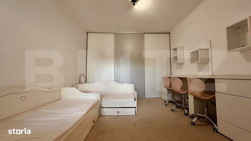 Apartament de vanzare, 3 camere, terasa 12 mp, mobilat si utilat - cen