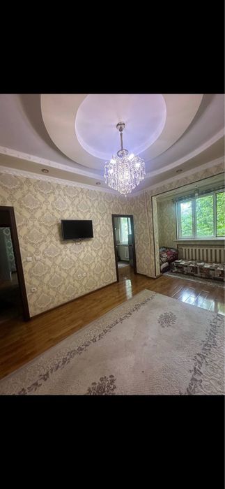 срочно сдается квартира в метро новза ТОЛЬКО ДЕВЧОНКИ