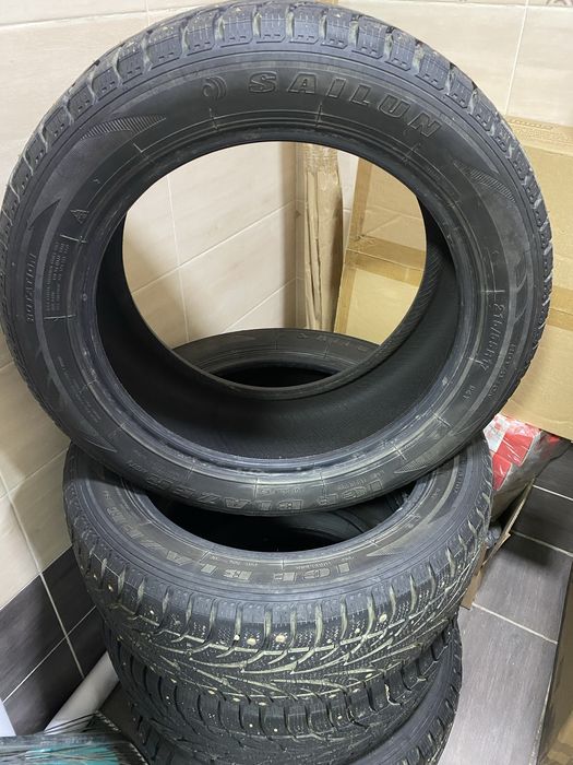 Продам зимнюю резину R 17 215/55