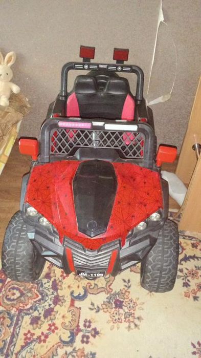 Продам детские машинки