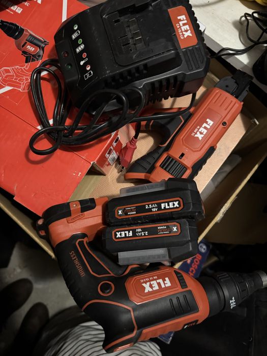 Autofiletanta Flex , magazie suruburi, baterii , incarcator