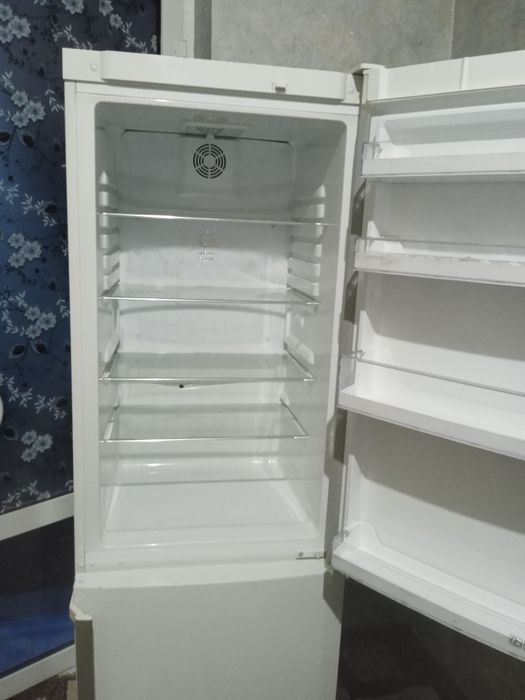 Холодильник Артел