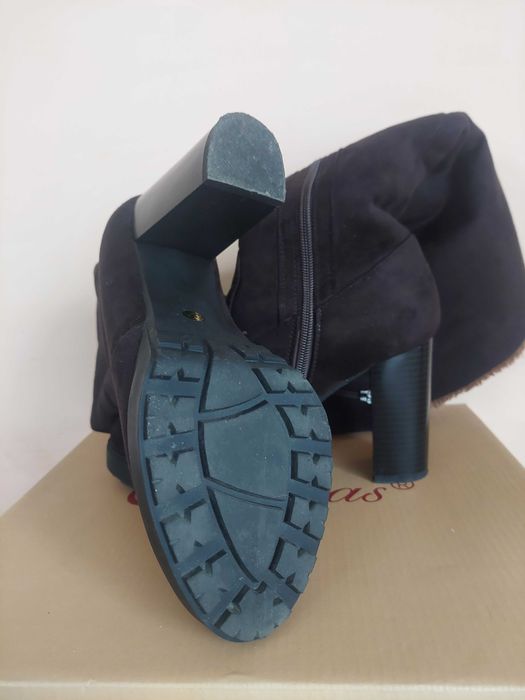 Нови дамски топли ботуши с ток и платформа, № 36, стелка 23,5 см.