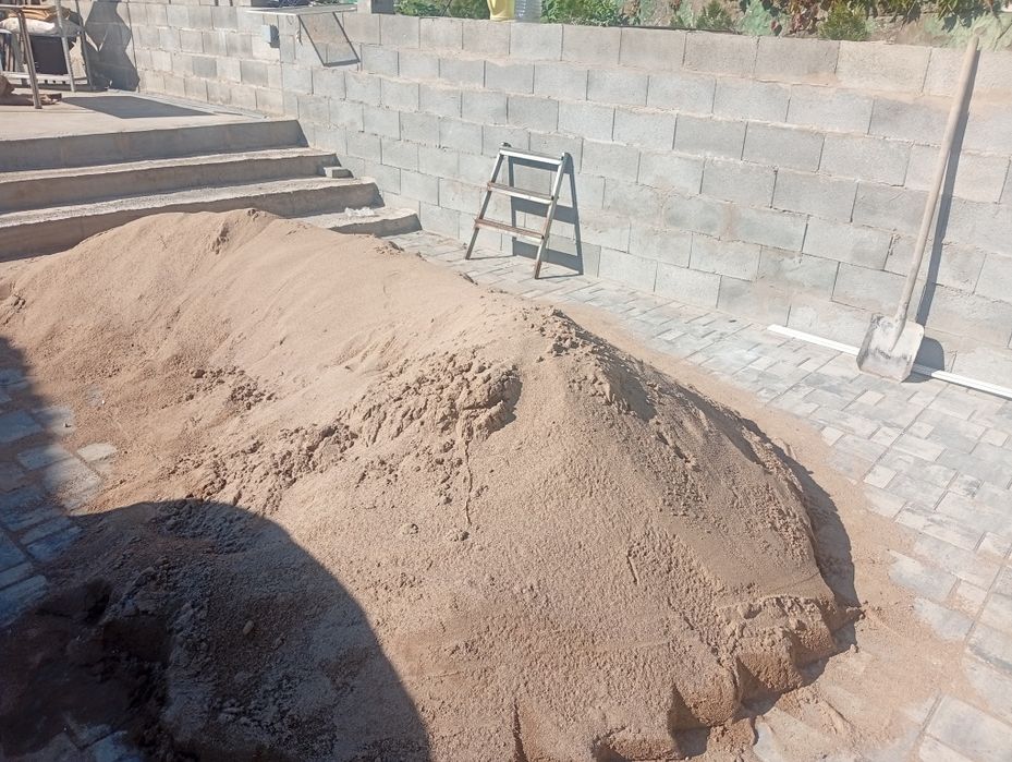 продам цемент брусчатку песок