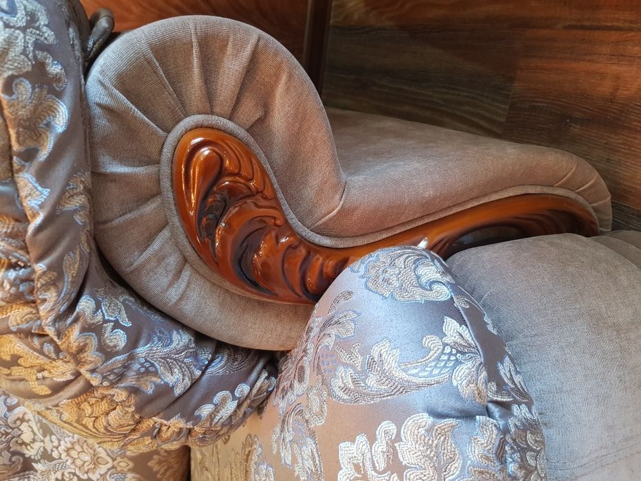 Мягкий уголок отдыха