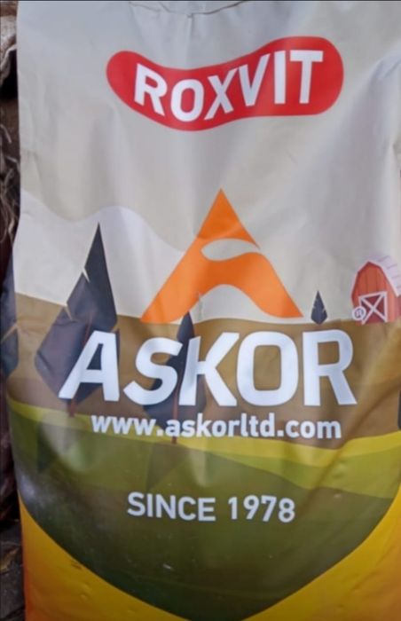 Премикс Аскор (Askor ROXWIT) для откорма быков, баранов и лошадей.