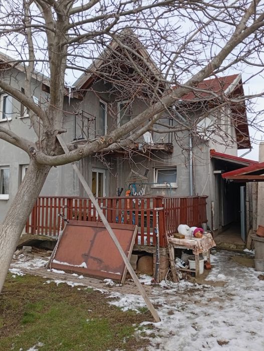 Casa de vanzare in episcopia bihor.