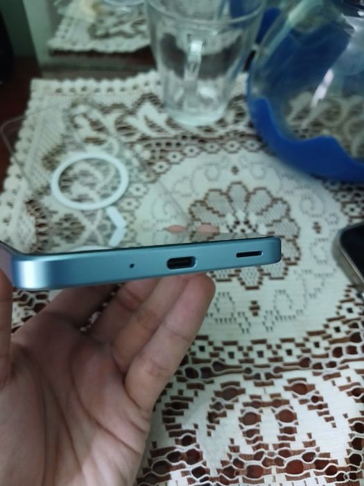Samsung A 17 xotira 128/6gb