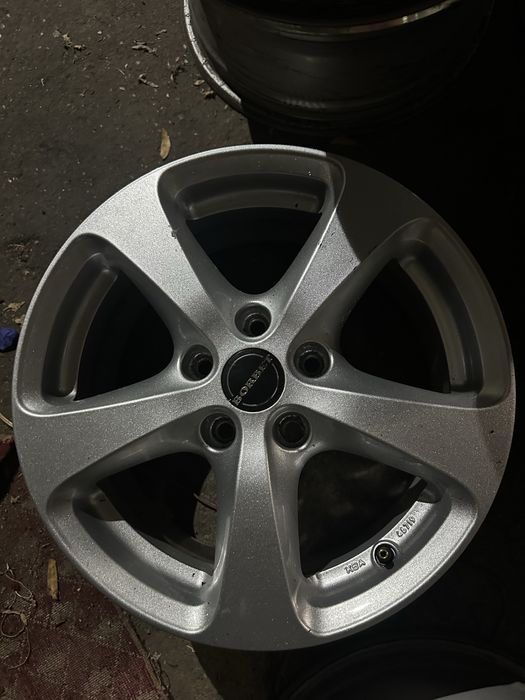 JANTE Aliaj R16 5x112 Borbet ET 40 VW Audi Skoda Seat Golf Passat Top