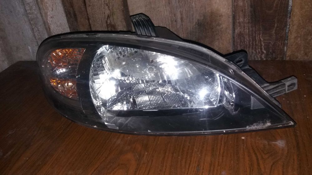 Продам фару на Daewoo Gentra