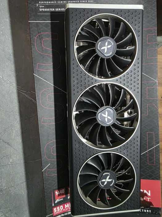 AMD Radeon RX6700XT Qick 319