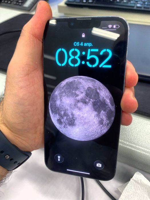 iPhone 13 Pro (небесного цвета)