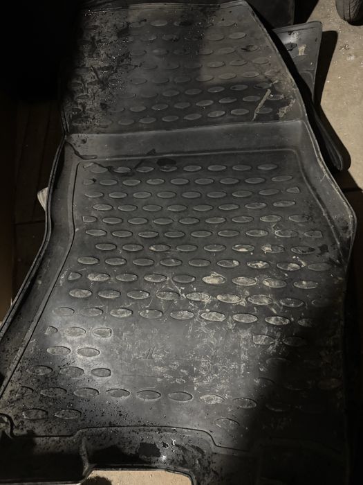 Полики subaru outback BR