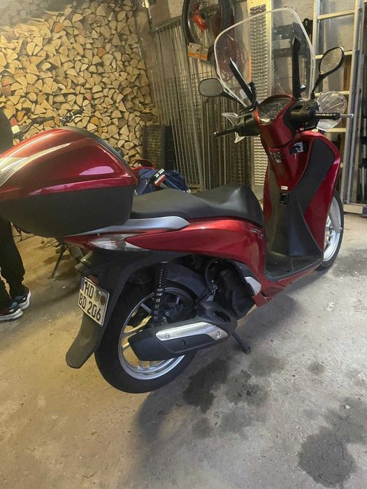 Scuter Honda SH 125i