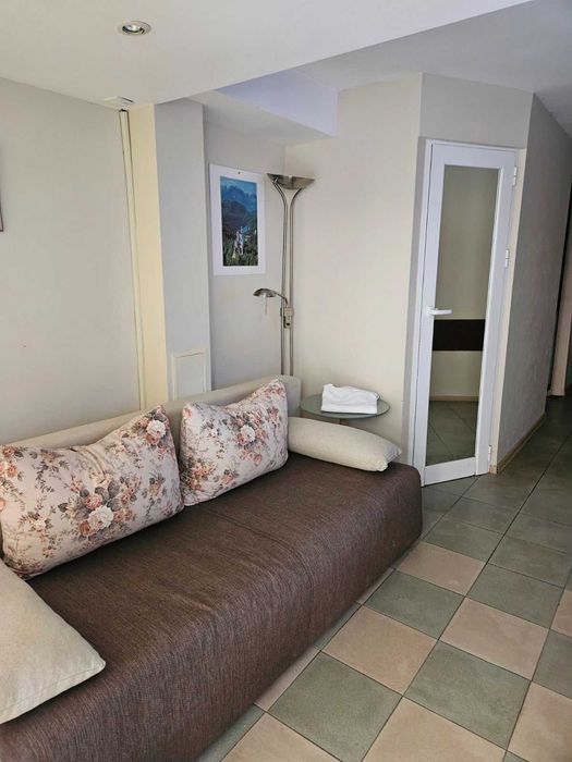 КРАТКОСРОЧЕН НАЕМ- Партерно студио- център, консумативи вкл. в цената