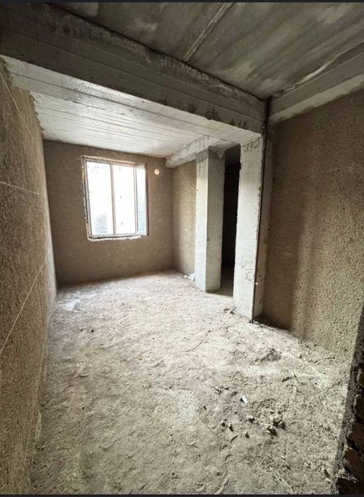 N.12329   Продается 2-х комнатная коробка