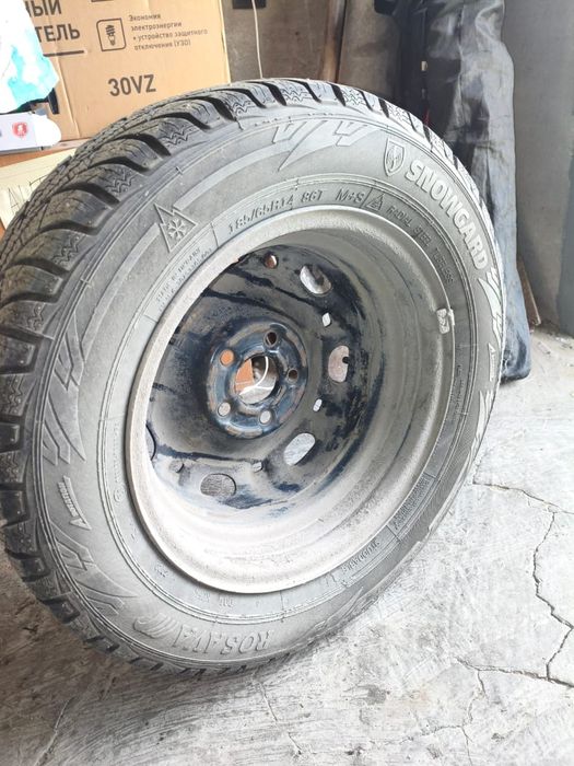Продам резину с дисками р14