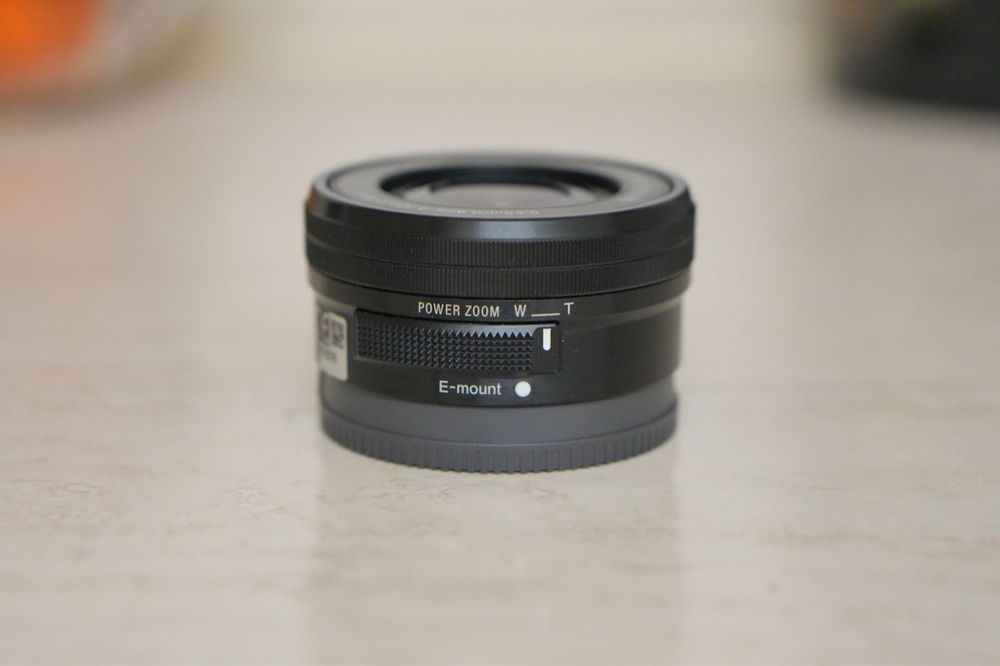 Обектив Sony SEL 16-50mm F 3.5-5.6 OSS