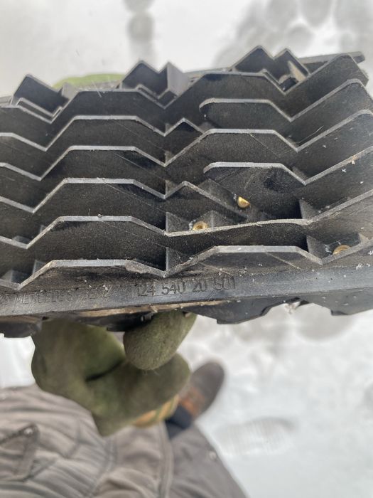 Блок передохранитель мерседес 124