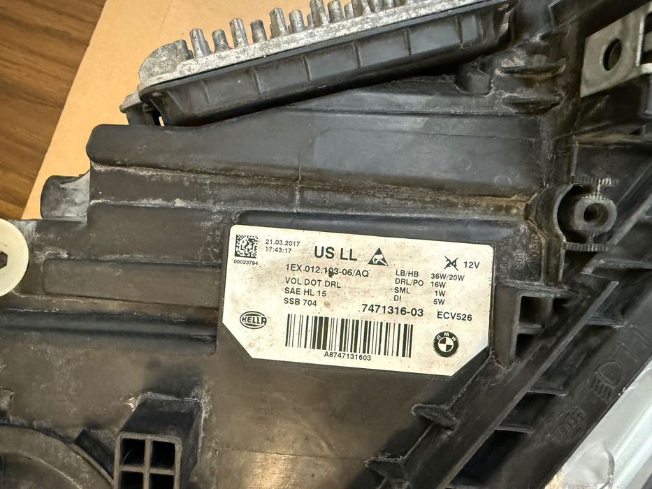 Десен фар BMW 3 F30 F31 Full Adaptive Led с модули