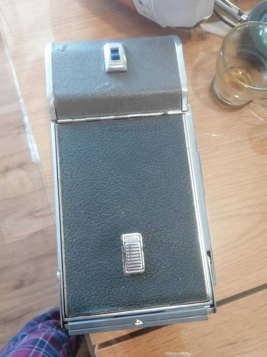 graflex graphic polaroid land camera back