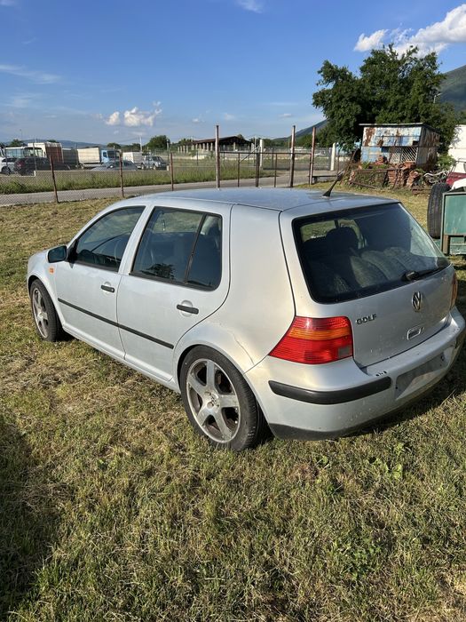 Golf 4 1.6 sr на части