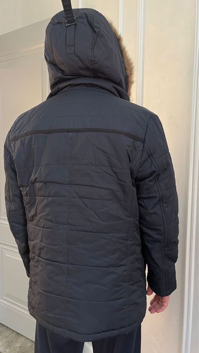 Продам парку в отличном состоянии