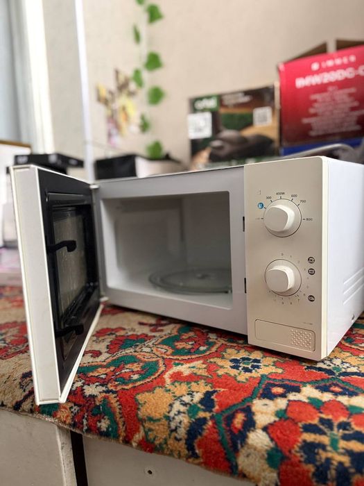 Отдам даром БУ микроволновку