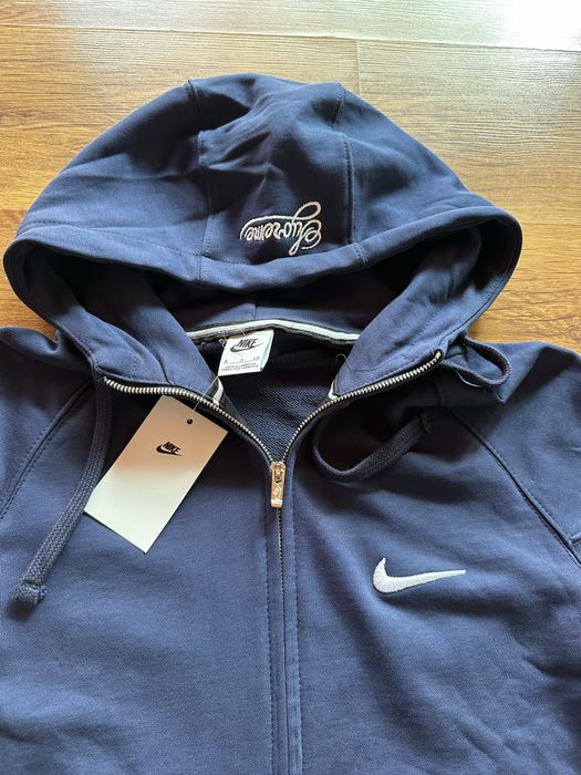 Мъжки,памучен,тъмно син екип Nike с бродирано лого на гърба