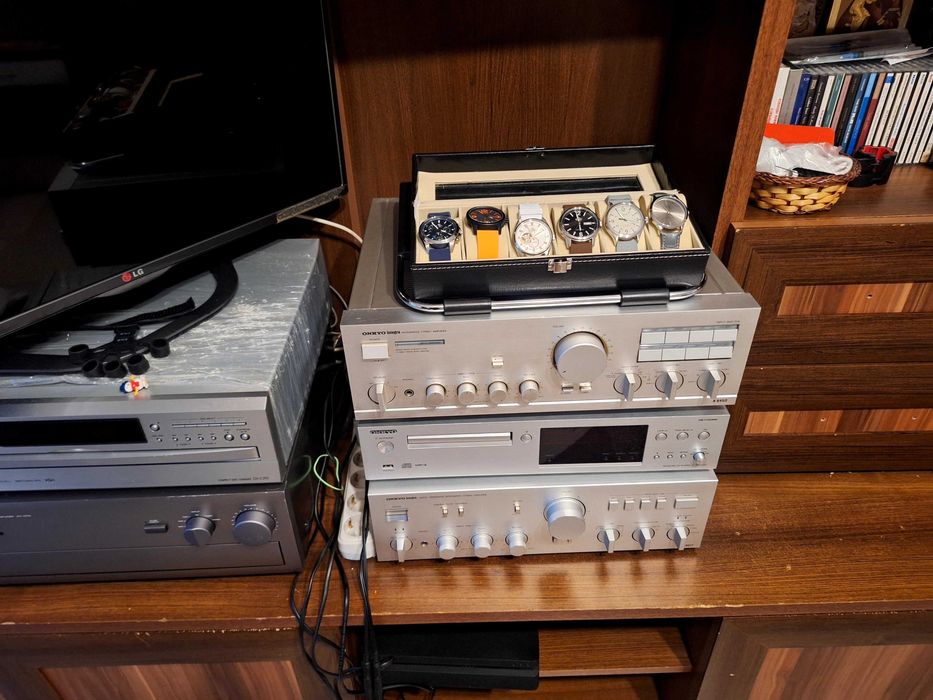 Amplificator Onkyo Integra A8450 ,sunet de excepție Impecabil