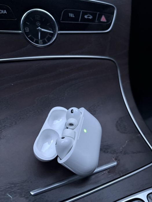 Airpods pro3 ,pro2 airpods4 и всички други може коментар по цената