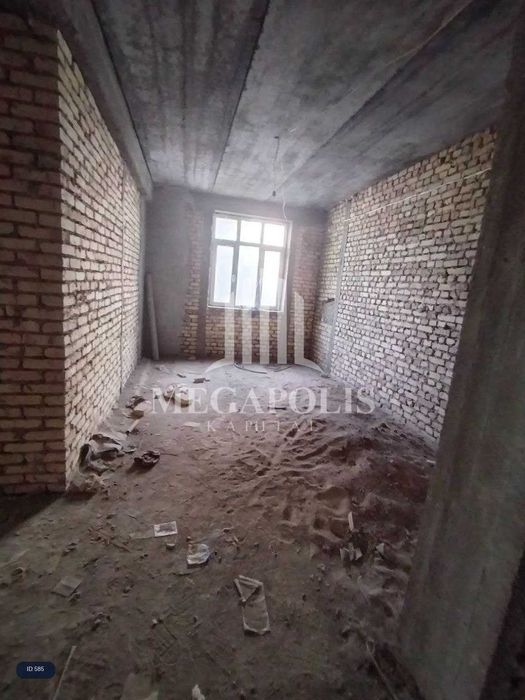Buxoro sharq 2 da 3 xonali karopka kvartira arzon narxda sotiladi.№585