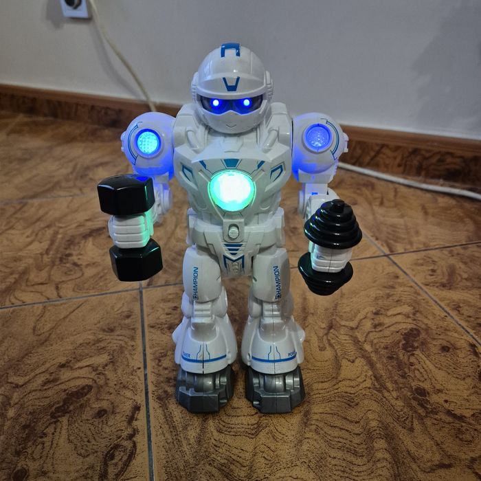 Робот за малките деца.