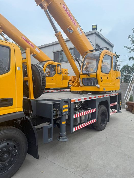 Кран марки STSM  5тонны до 25 тонны