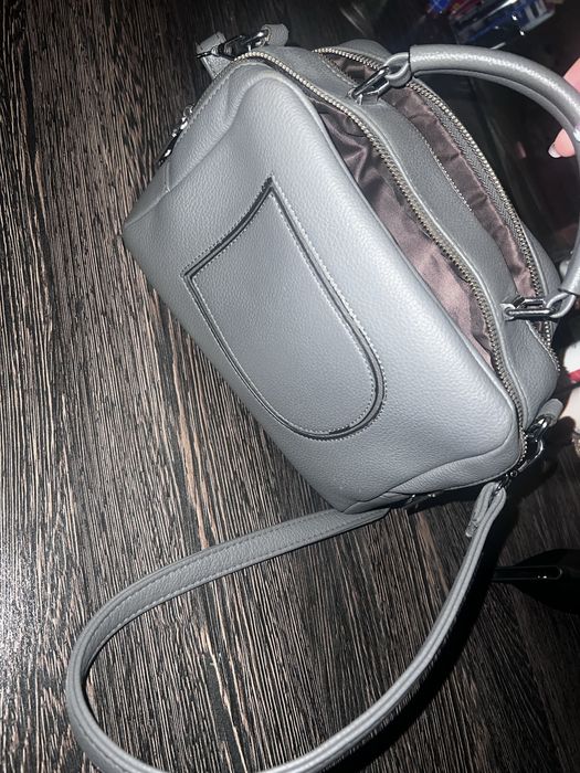 Кожена дамска чанта