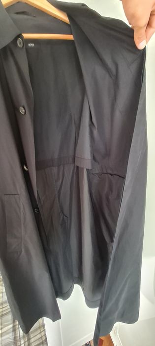 Продам плащ Hugo boss