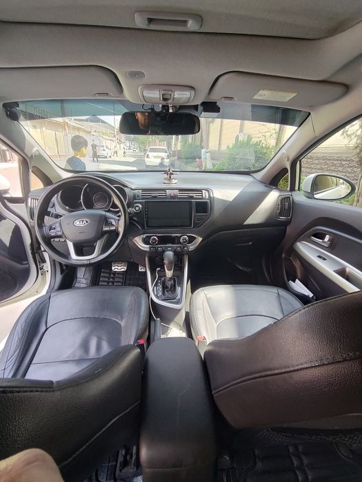 Kia Rio mashinasi