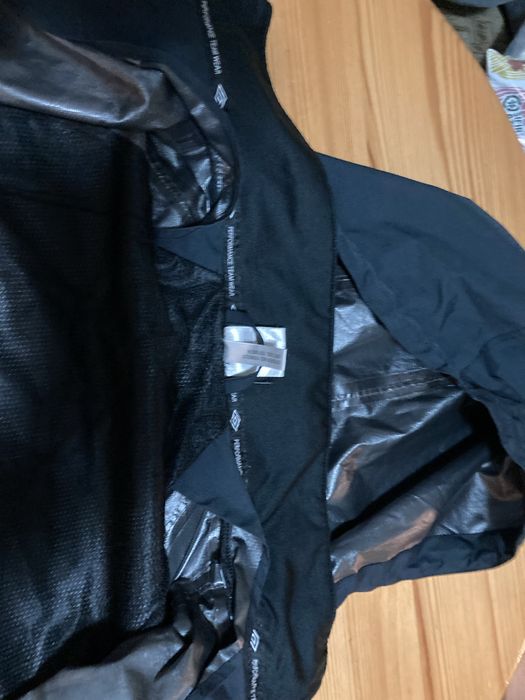 Мъжка оригинална ветровка Umbro