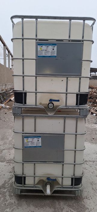 1 tonnalik bochkalar sotiladi .manzil Buxoro viloyati .