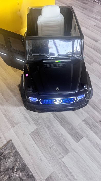 Акумулаторна кола Мерцедес G