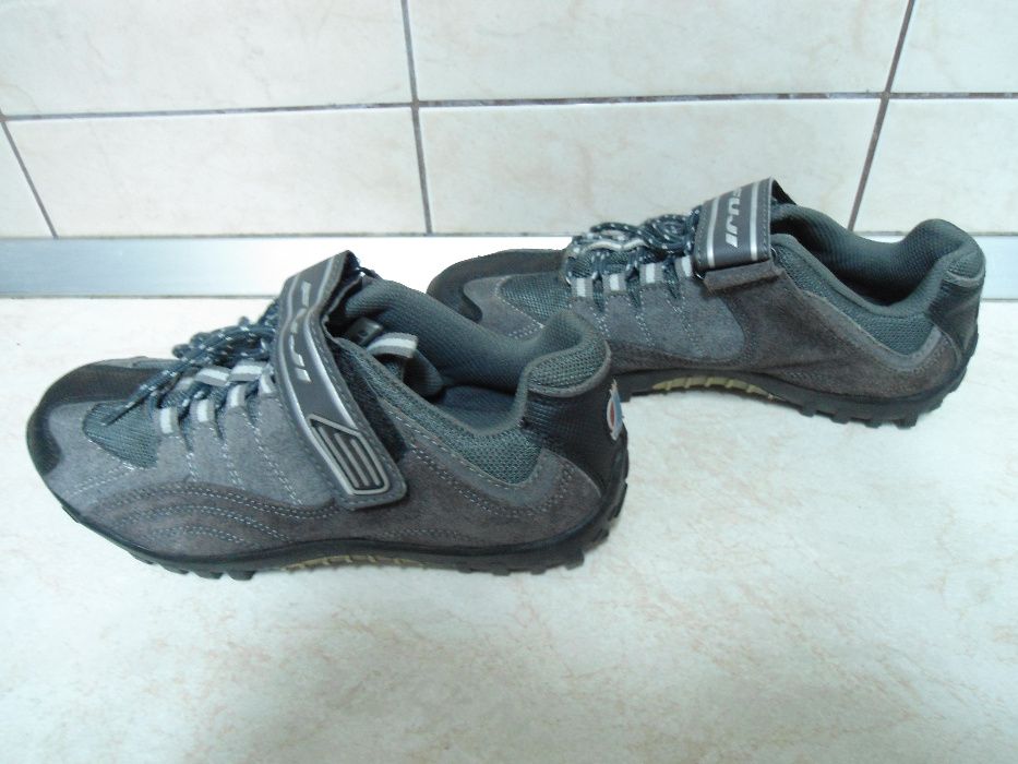 Pantofi ciclism Fuji, Mountain Bike marimea 38 - 25cm