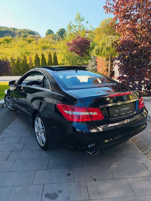 Mercedes-Benz E Mercedes-Benz E220 CDI - Pachet AMG