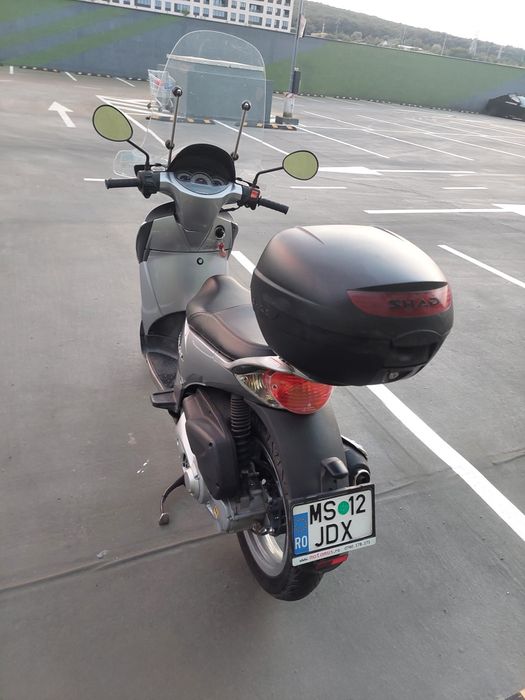 Scuter Aprilia 200 cc A2 acte la zi