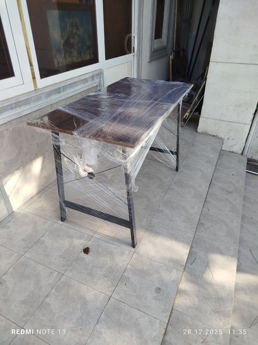 Компютерный стол Хай Тег услубида 100фоиз  кул мехнати.