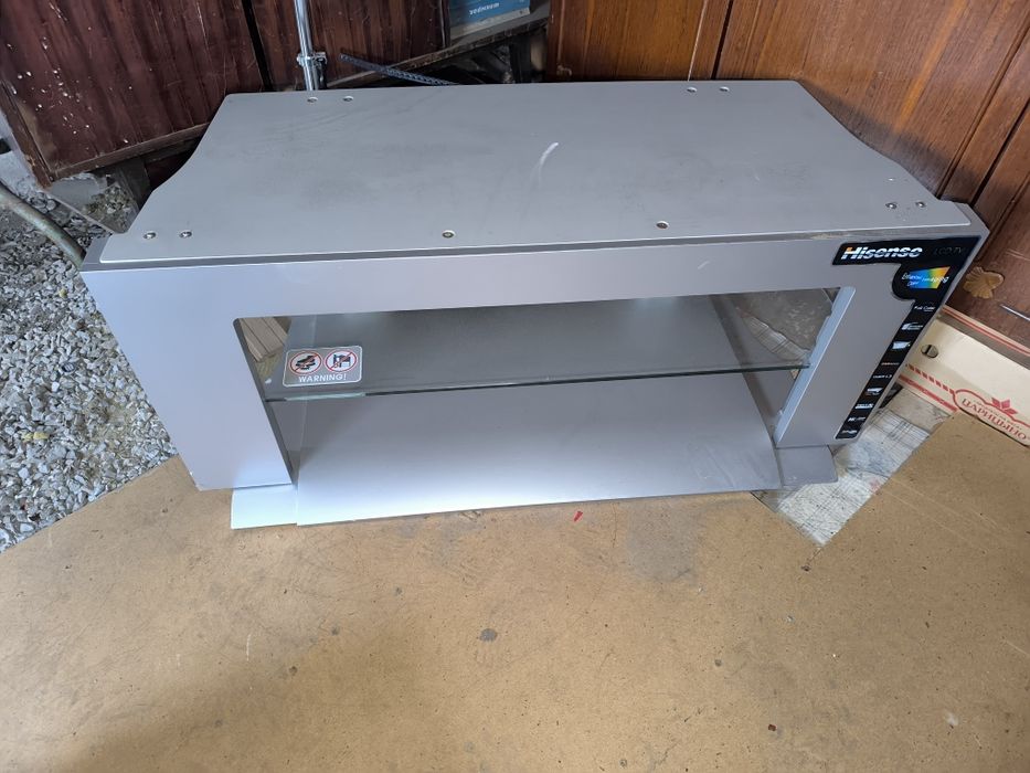 Продам тумбу под телевизор