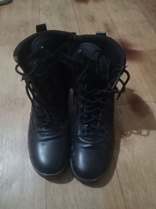 Продам бренд обувь зимний