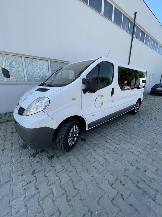 Rent a car/ Inchirieri auto 8+1 locuri Focsani