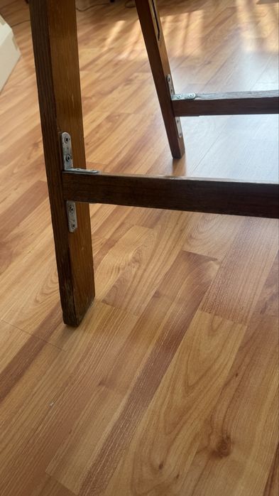 Сгъваеми столове с масичка